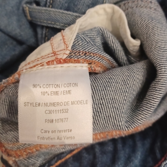 ALICE + OLIVIA Jeans - Picture 4 of 7